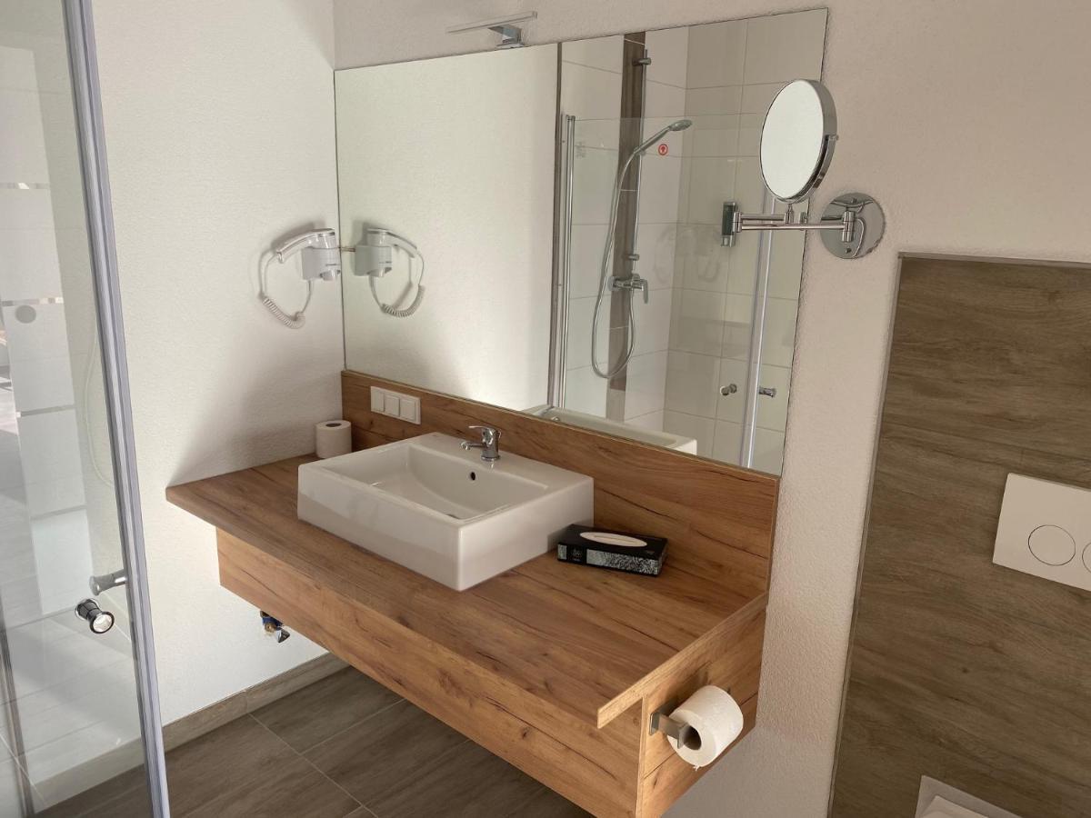 Apartmenthaus Krone Wohnen Mit Herz Bexbach Luaran gambar